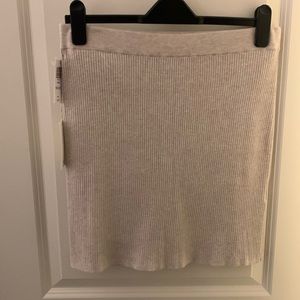 NWT Wilfred Reso knit mini skirt